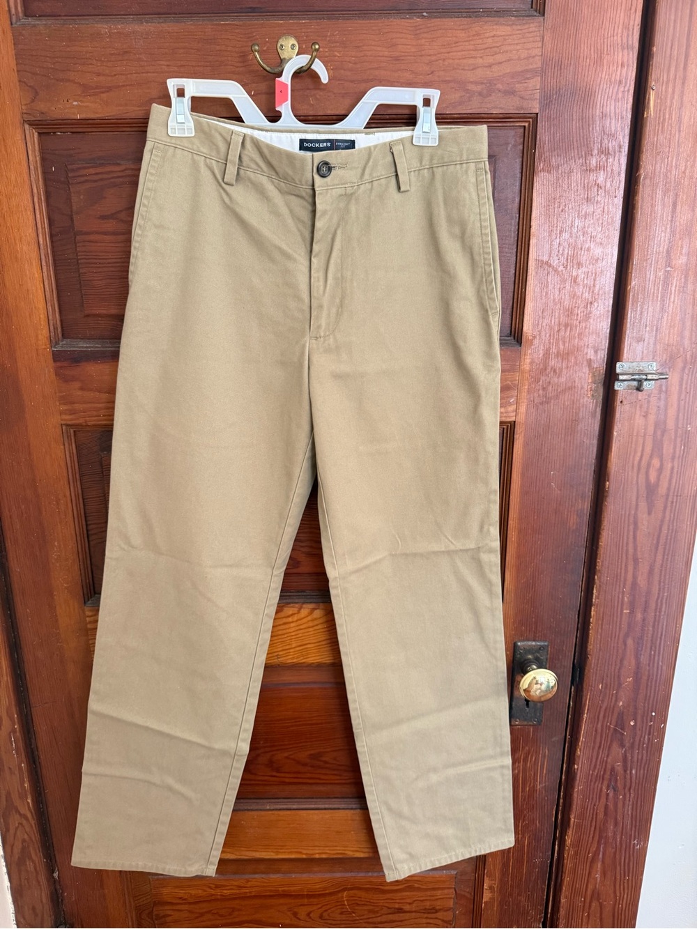 Dockers Men's Tan Straight-Leg Chinos
